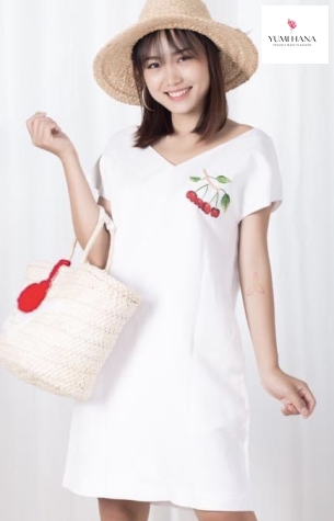 Đầm tay liền, cồ tìm có thêu tay Yumi Hana 