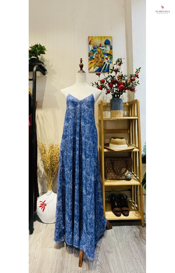 Đầm Maxi hai dây xanh hoa Yumi Hana