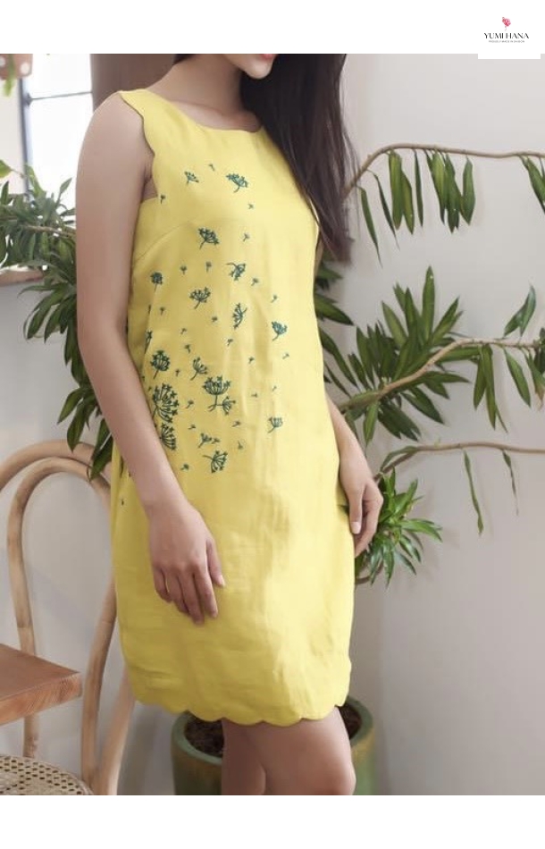 Đầm thêu tay Yumi Hana  